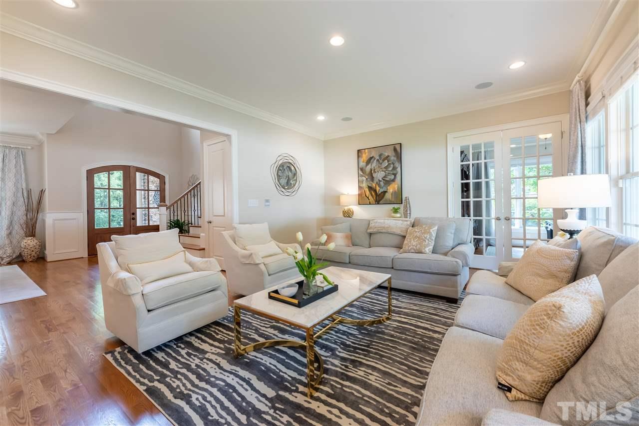2609 Cooleemee Drive Raleigh, NC 27608 - Photo 6 of 29