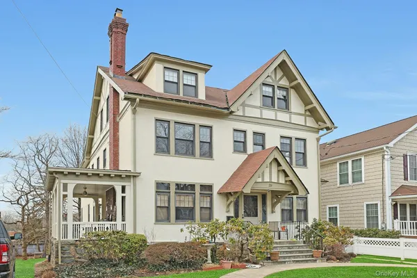 $1,399,000 | 39 Neptune Avenue, New Rochelle, NY 10805