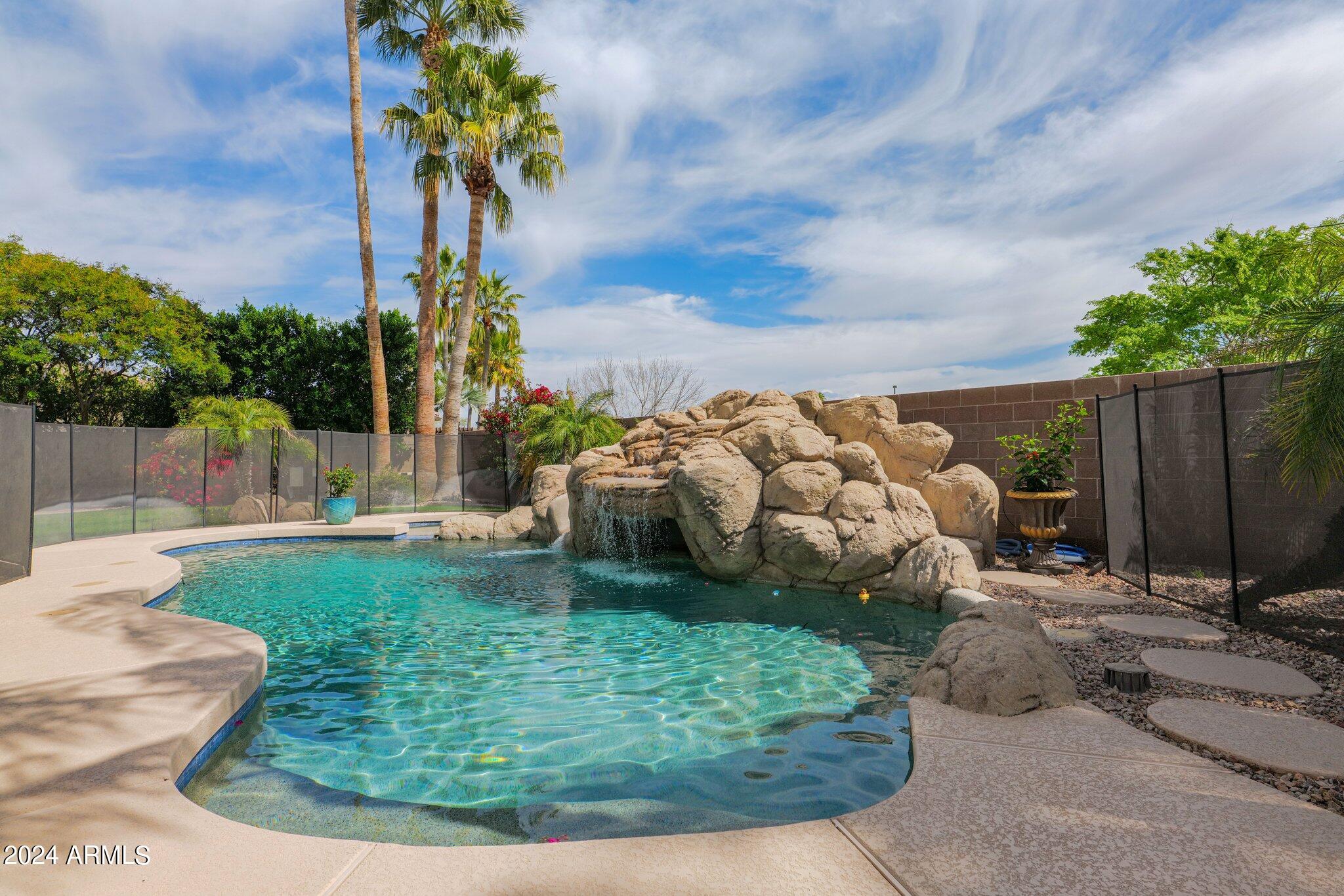 2517 South Constellation Way Gilbert, AZ 85295 - Photo 77 of 105 36-web-or-mls-P1020567