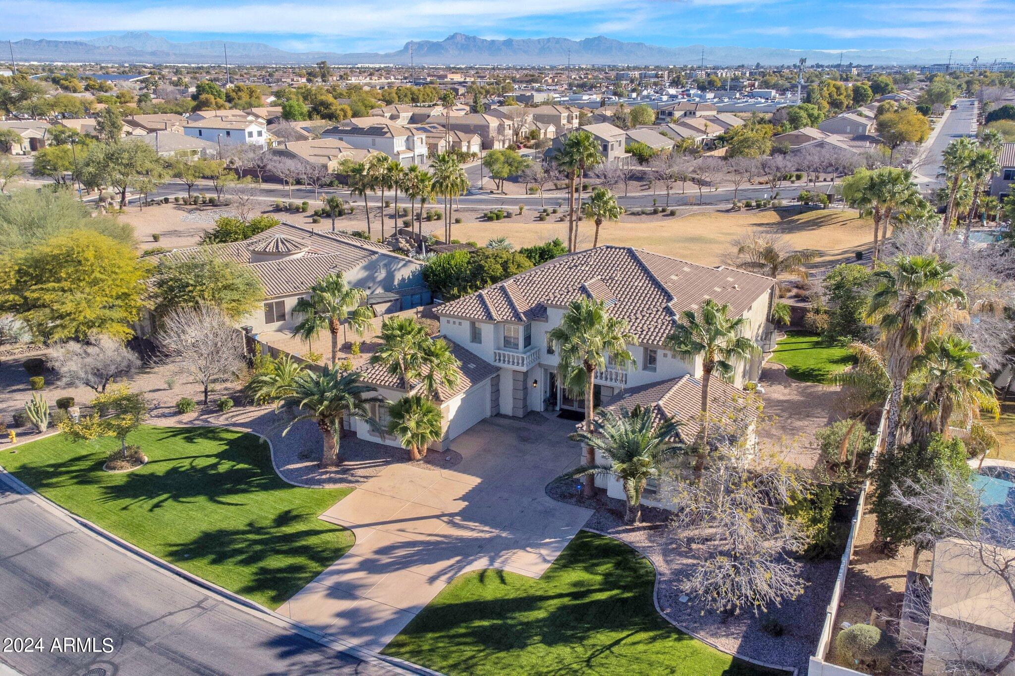 2517 South Constellation Way Gilbert, AZ 85295 - Photo 91 of 105 6-web-or-mls-DJI_0410