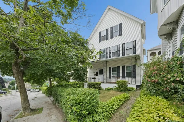$599,999 | 188 Vernon Street, Worcester, MA 01607