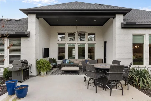 $785,000 | 2313 Sandlin Drive, Fort Worth, TX 76008