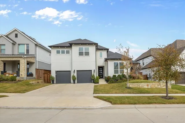 $785,000 | 2313 Sandlin Drive, Fort Worth, TX 76008