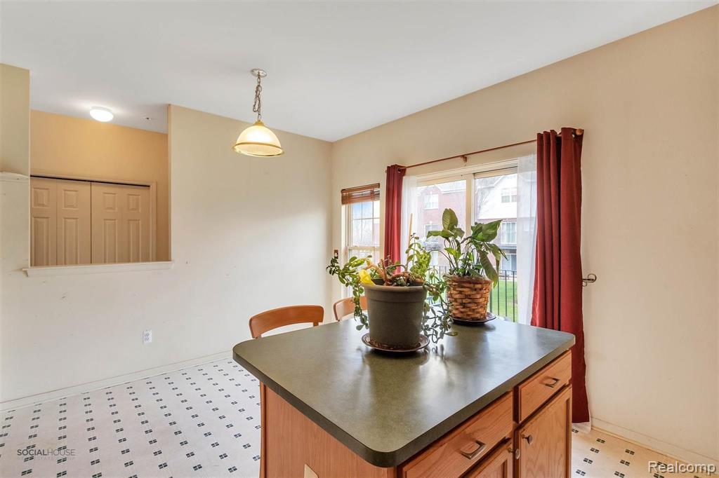 43842 Cherry Grove Road Canton, MI 48188 - Photo 14 of 42