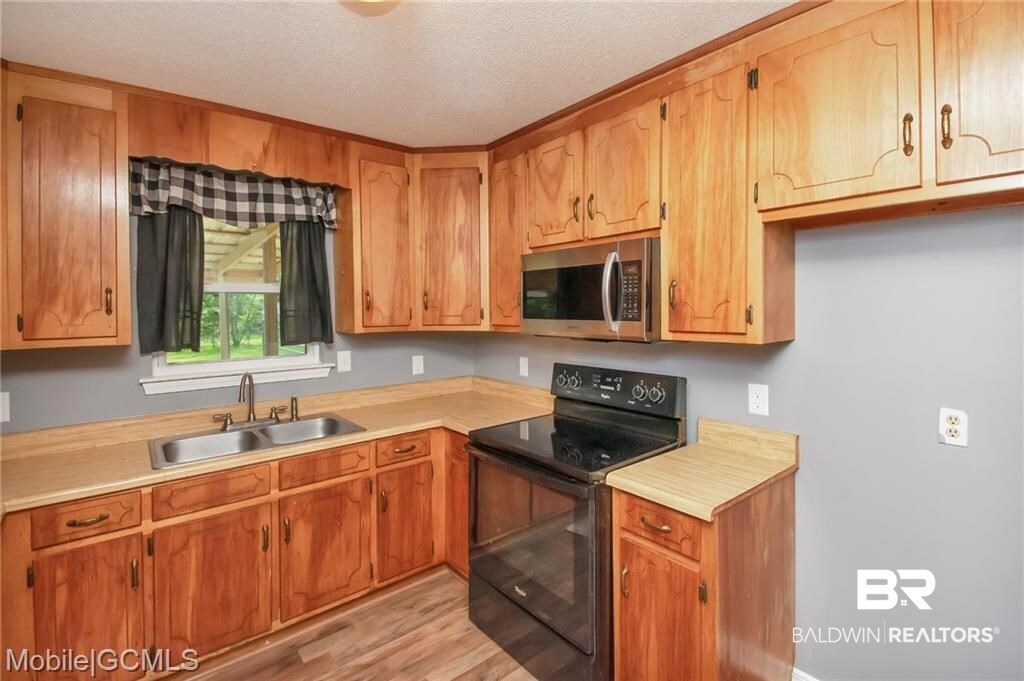 5110 Roswell Road Theodore, AL 36582 - Photo 8 of 37