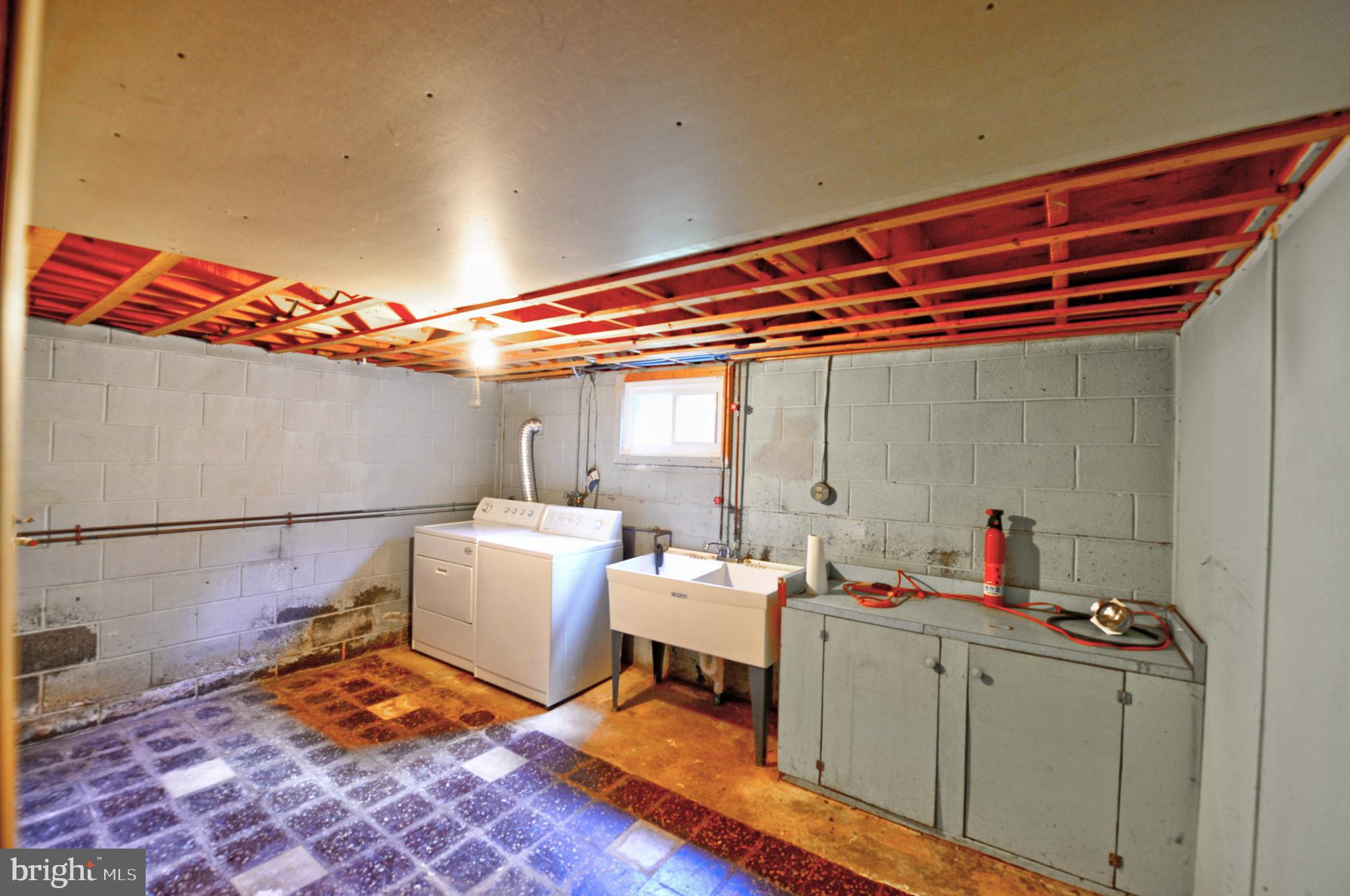 448 Springlake Road Harrisburg, PA 17112 - Photo 26 of 36 Gallery Image 26