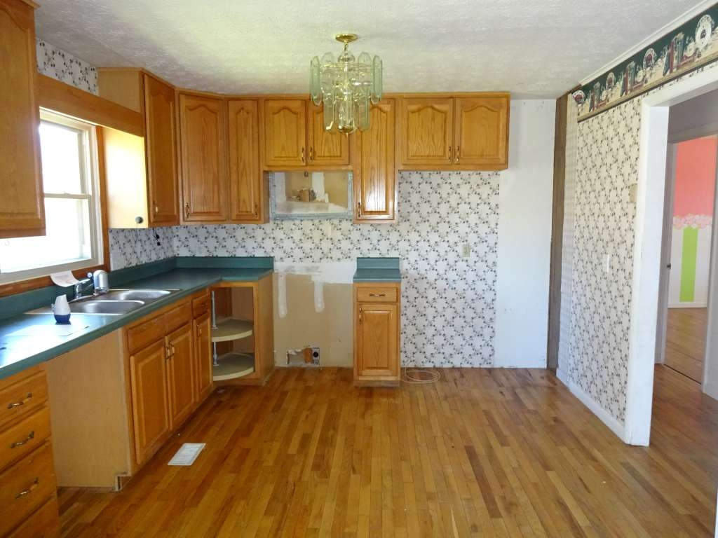 152 Bancroft Chapel Road Kingsport, TN 37660 - Photo 16 of 20 Photo 16