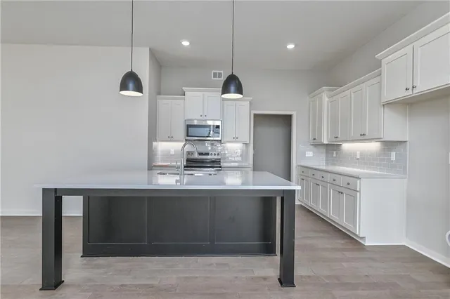 $494,950 | 119 South Diane Drive, Olathe, KS 66061