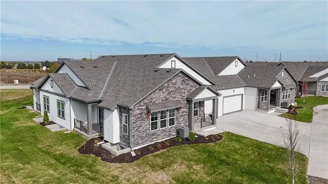 $494,950 | 119 South Diane Drive, Olathe, KS 66061