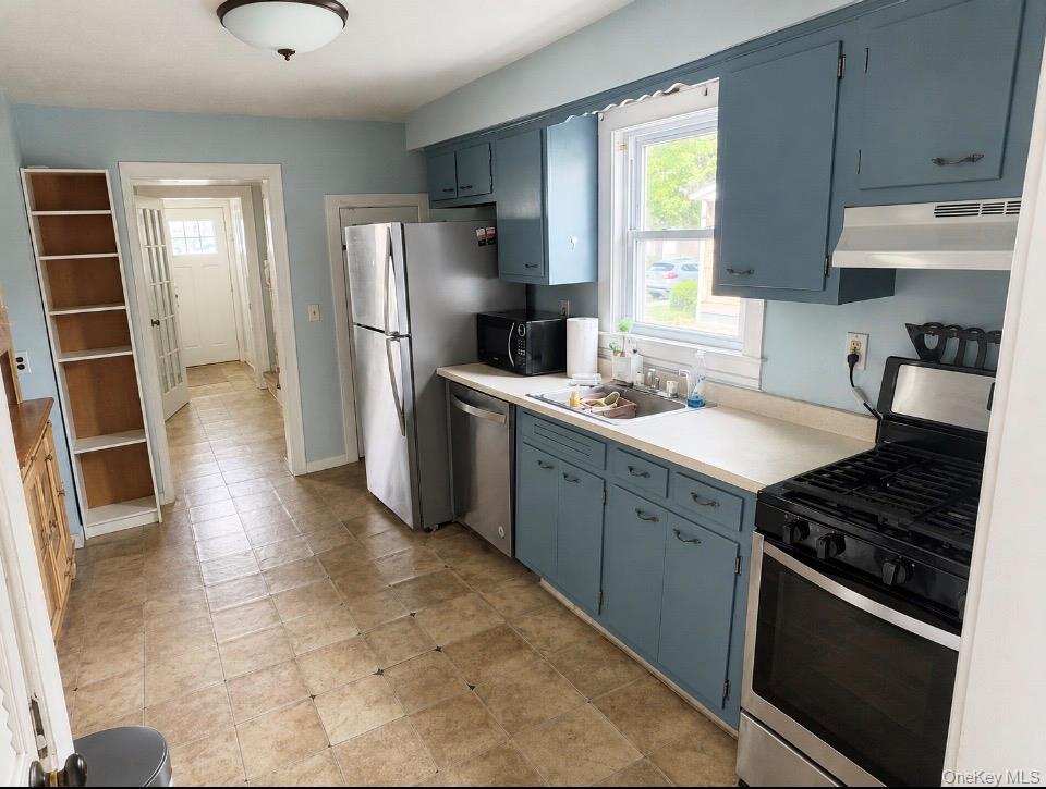 72 George Street Babylon, NY 11702 - Photo 4 of 14