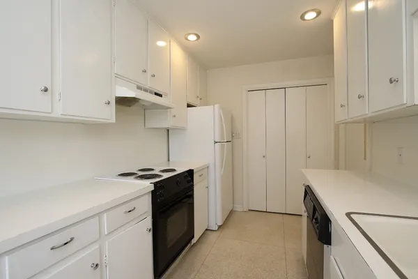 $1,750 | 1731 Commonwealth Street, Houston, TX 77006