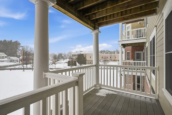 $3,100 | 855 Main Street, Unit 210, Woburn, MA 01801