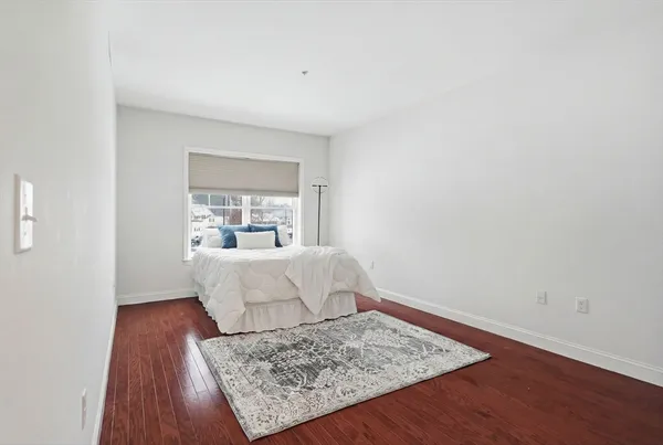 $3,100 | 855 Main Street, Unit 210, Woburn, MA 01801