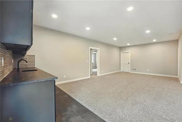 $674,900 | 10504 North Mulberry Street, Kansas City, MO 64155