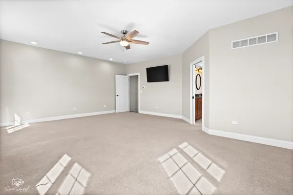 a view of empty room