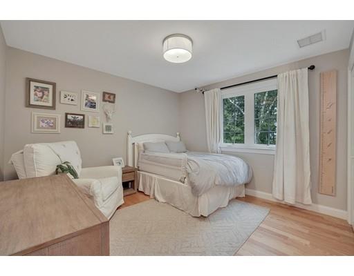 12 Abbey Road Merrimac, MA 01860 - Photo 11 of 23 Gallery Image 11