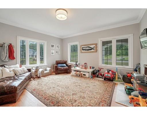 12 Abbey Road Merrimac, MA 01860 - Photo 15 of 23 Gallery Image 15