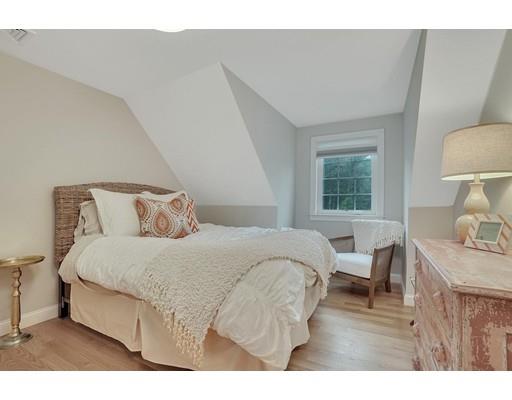 12 Abbey Road Merrimac, MA 01860 - Photo 10 of 23 Gallery Image 10