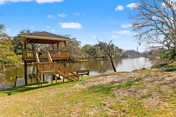 $654,000 | 4531 County Road 502D, Sweeny, TX 77480