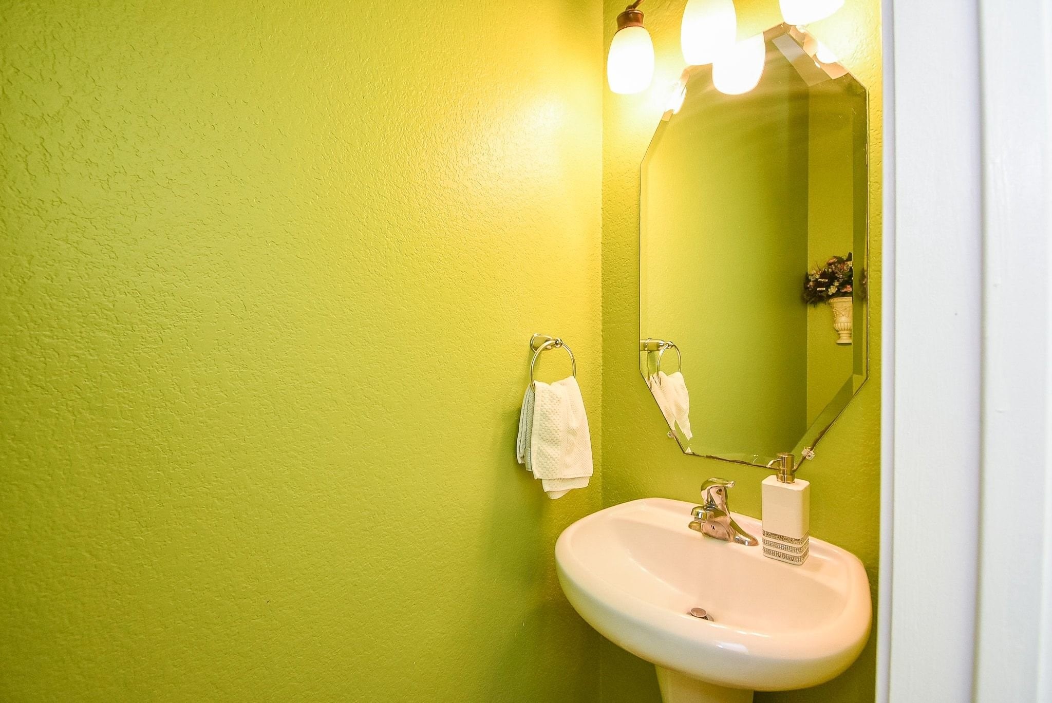 21413 Quail Point Lane Porter, TX 77365 - Photo 14 of 32