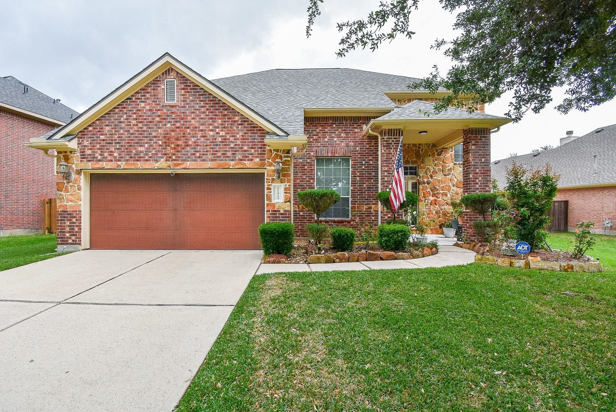 21413 Quail Point Lane Porter, TX 77365 - Photo 2 of 32