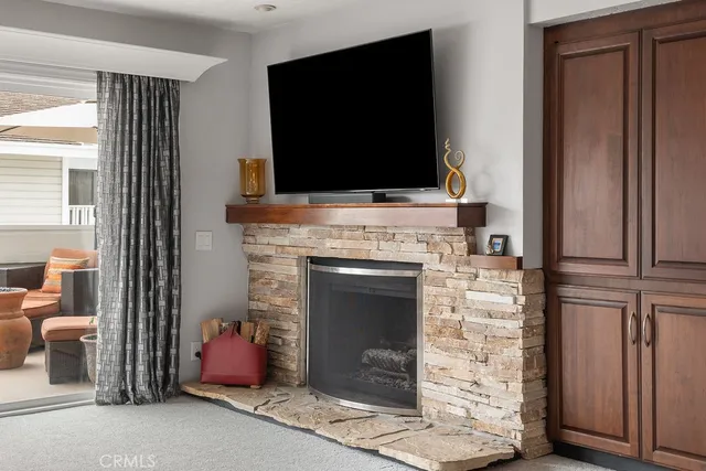 $2,670,000 | 994 Bayside Cove, Unit 611, Newport Beach, CA 92660