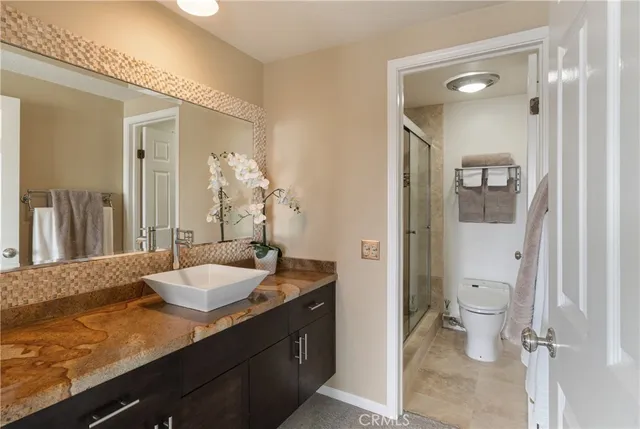 $2,670,000 | 994 Bayside Cove, Unit 611, Newport Beach, CA 92660