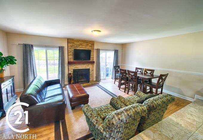 1388 Crescent Lane Rochester, MI 48306 - Photo 5 of 30