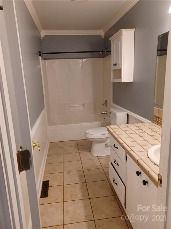 404 Silver Ridge Drive Lexington, NC 27292 - Photo 3 of 12 Gallery Image 3