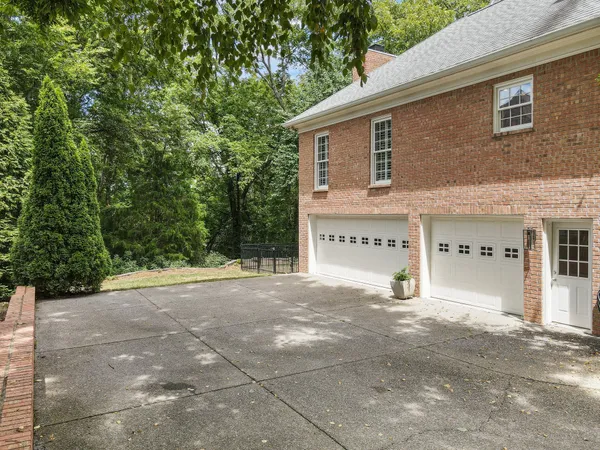 $1,425,000 | 624 Burghley Lane, Franklin, TN 37064