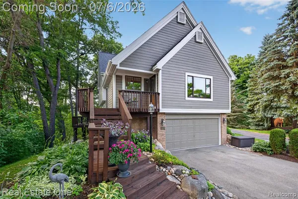 $389,000 | 5569 Northcrest Court, Clarkston, MI 48346