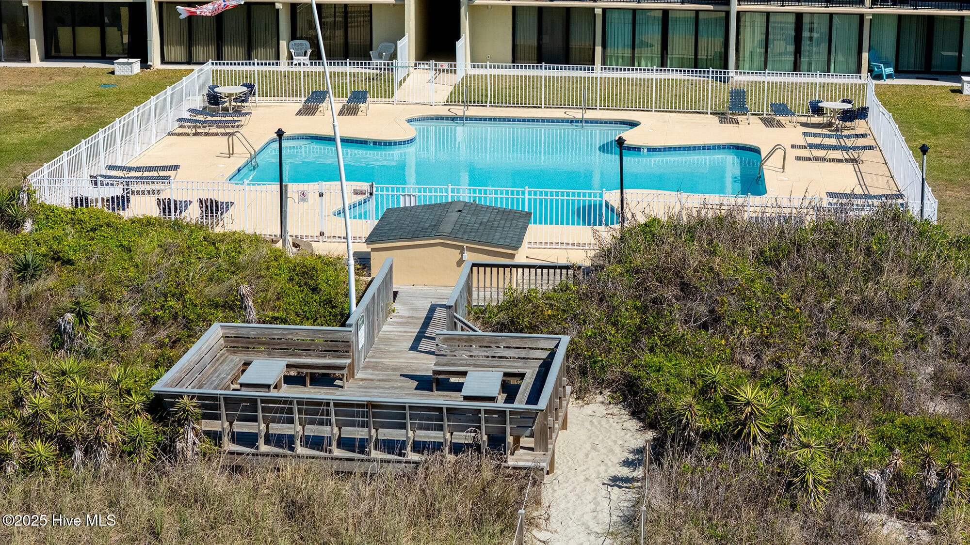 2305 West Fort Macon Road, Unit 103 Atlantic Beach, NC 28512 - Photo 20 of 22 SMUGGLERS COVE #103 (7)