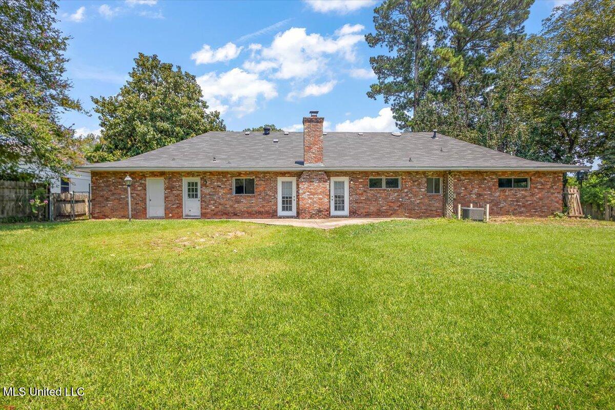 5807 South Pear Orchard Road Jackson, MS 39211 - Photo 25 of 26 25-HTP250816YY7GE-RearCenter-PHOTO-2