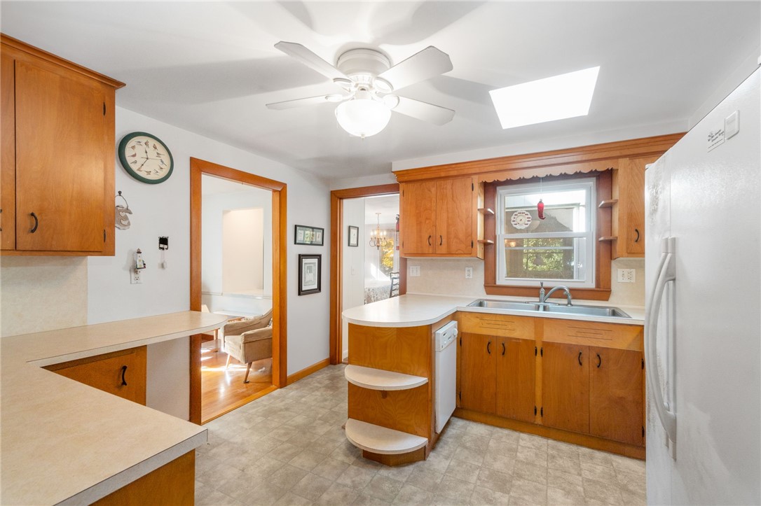 103 Angell Road Lincoln, RI 02865 - Photo 12 of 40 Gallery Image 12
