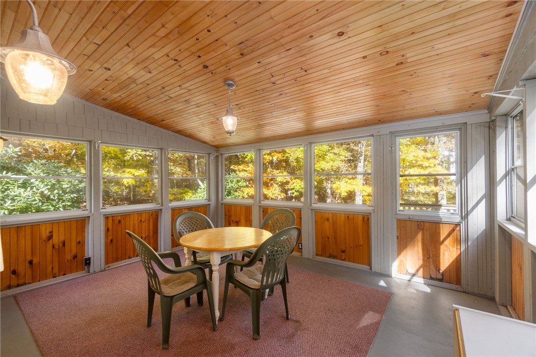 103 Angell Road Lincoln, RI 02865 - Photo 15 of 40 Gallery Image 15