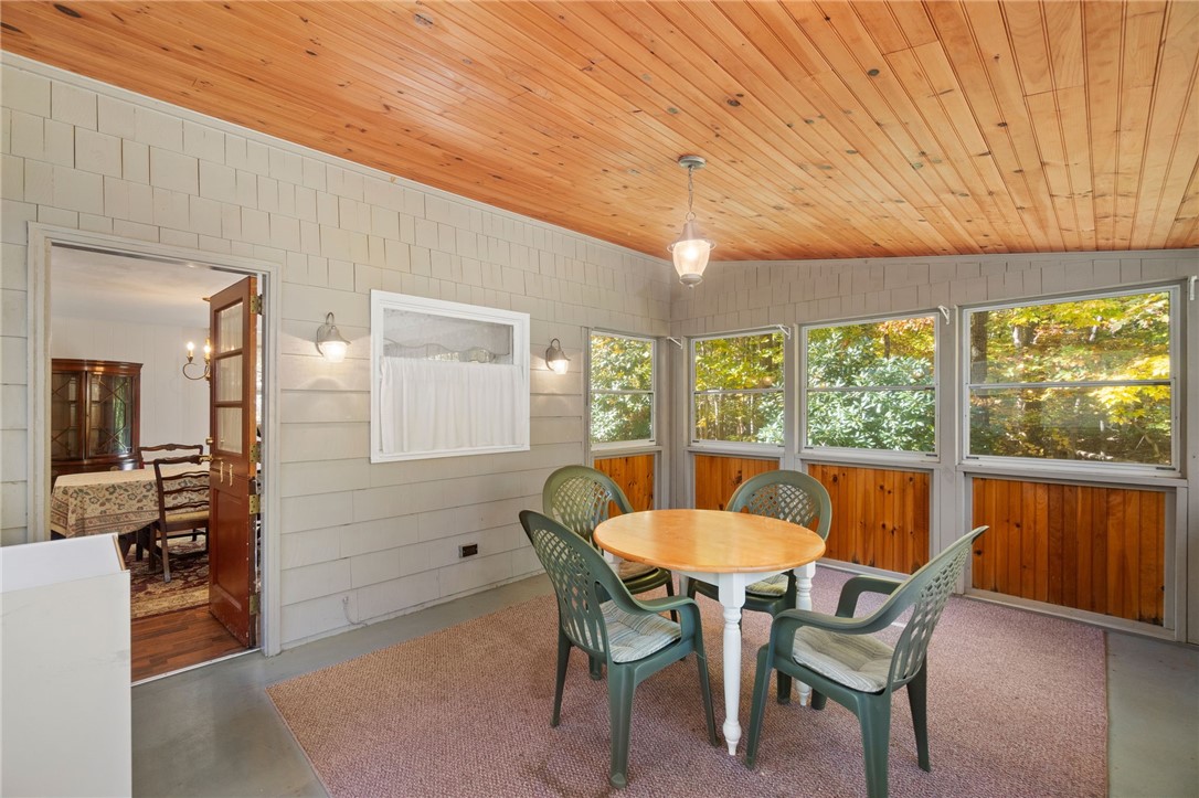 103 Angell Road Lincoln, RI 02865 - Photo 17 of 40 Gallery Image 17