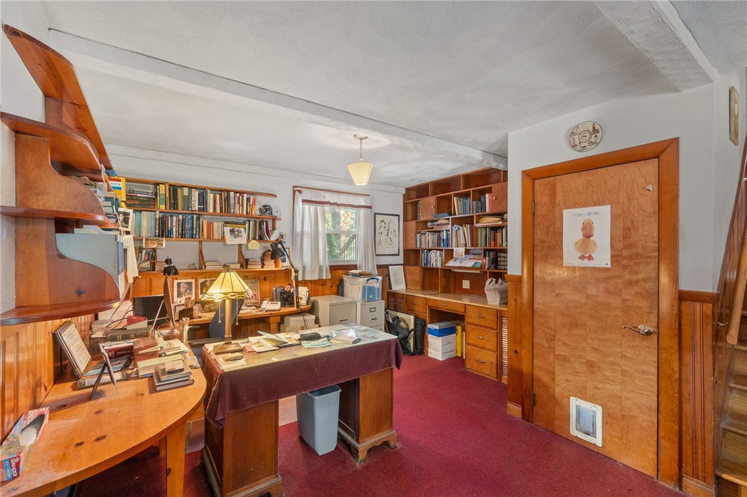 103 Angell Road Lincoln, RI 02865 - Photo 21 of 40 Gallery Image 21
