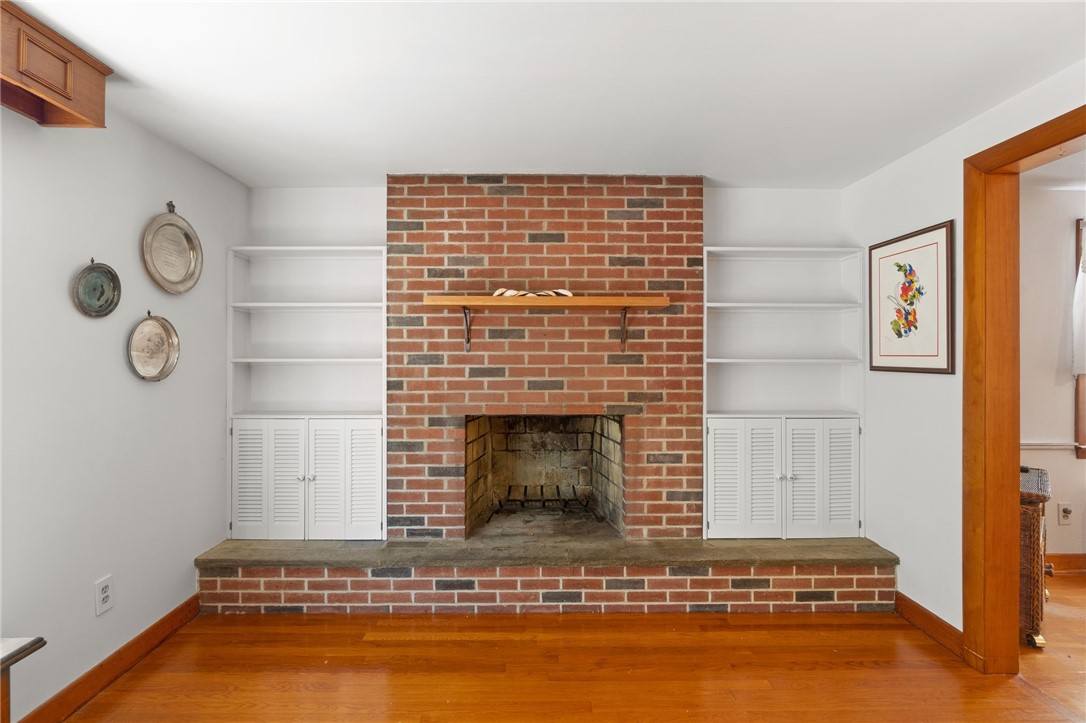 103 Angell Road Lincoln, RI 02865 - Photo 6 of 40 Gallery Image 6