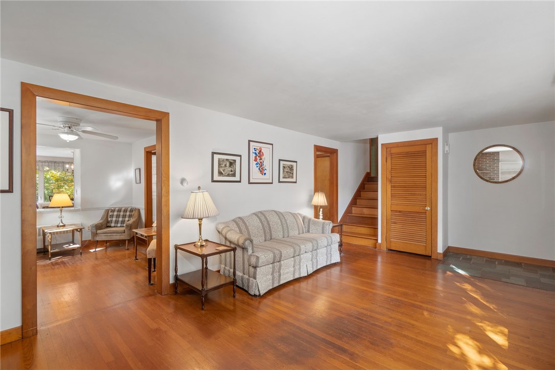 103 Angell Road Lincoln, RI 02865 - Photo 7 of 40 Gallery Image 7