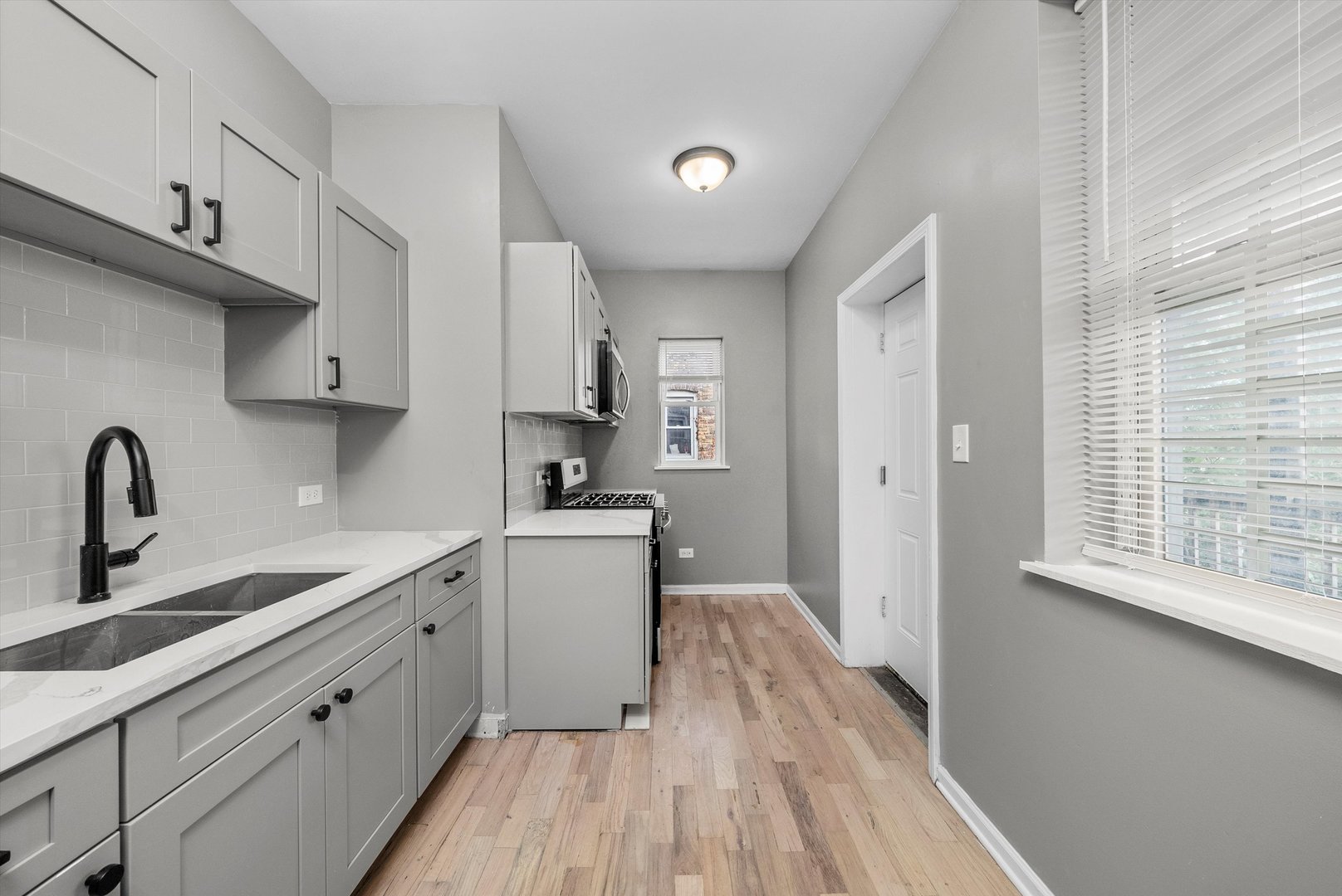 7127 South Normal Boulevard Chicago, IL 60621 - Photo 5 of 20 Gallery Image 5