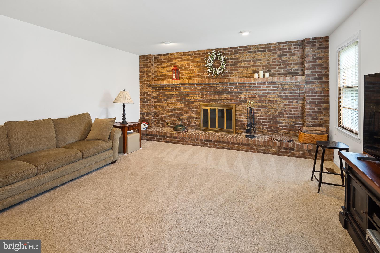19 Baggaley Road Hamilton, NJ 08690 - Photo 11 of 24