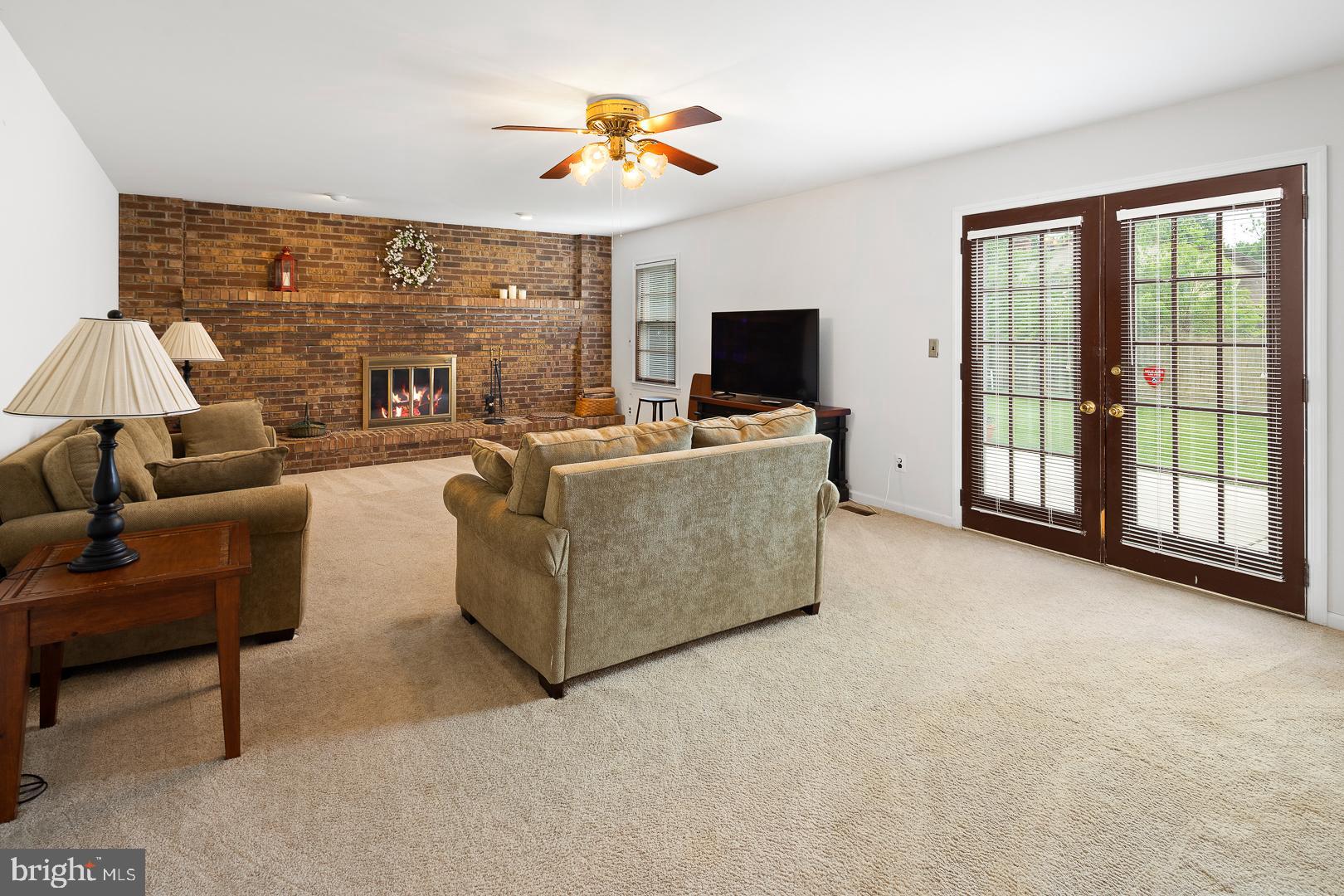 19 Baggaley Road Hamilton, NJ 08690 - Photo 10 of 24