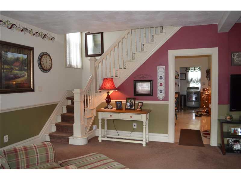 51 Old Mill Road Freeport, PA 16229 - Photo 14 of 25 Living Room.