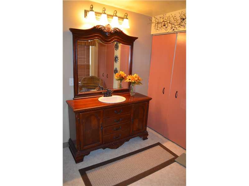 51 Old Mill Road Freeport, PA 16229 - Photo 16 of 25 Full Bath.