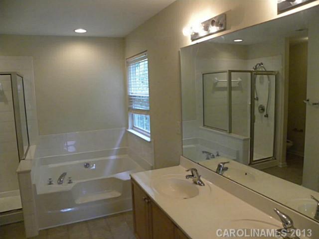 13011 Phillips Road Matthews, NC 28105 - Photo 14 of 16 Gallery Image 14