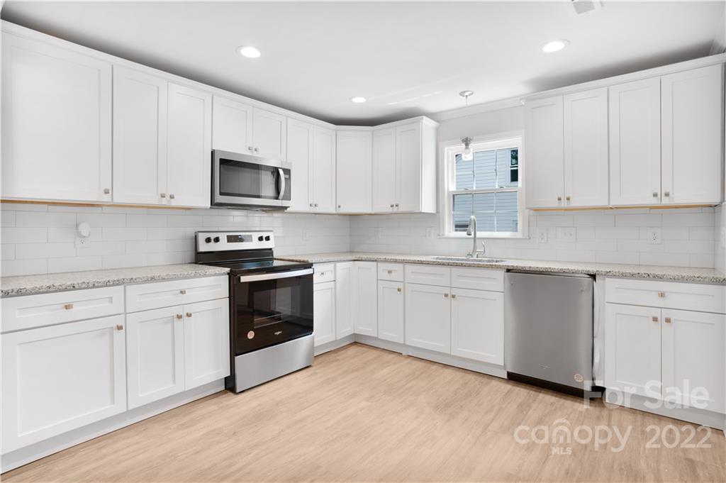 704 Kings Road Shelby, NC 28150 - Photo 7 of 24 Gallery Image 7