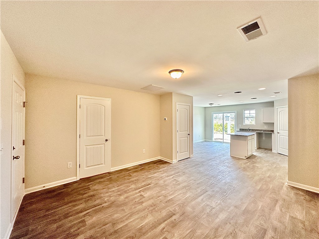 145 Adger Road Pendleton, SC 29670 - Photo 4 of 35