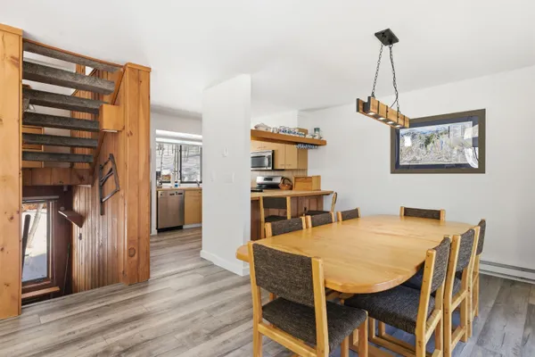 $659,900 | 25 Ravine Lane, Unit 3, Lincoln, NH 03251