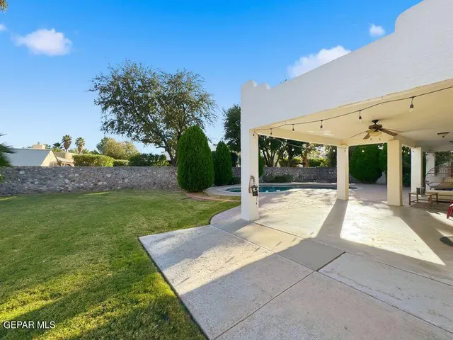 $495,000 | 411 Rio Estancia Drive, El Paso, TX 79932