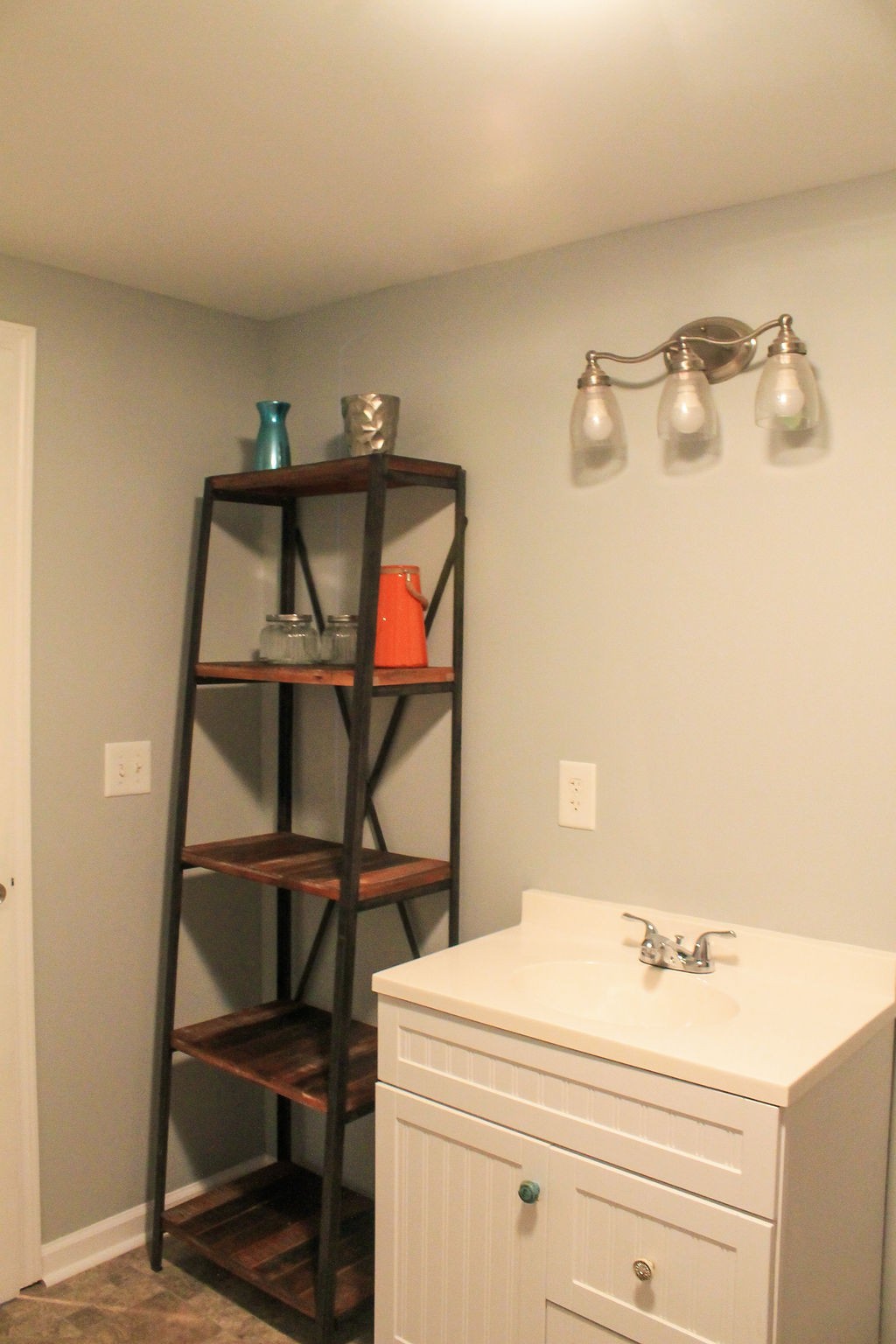 288 Clubbs Road Portland, TN 37148 - Photo 41 of 48 a bathroom with a sink and a mirror